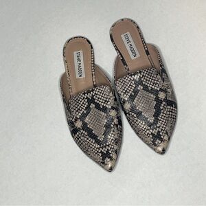 Steve Madden Natural Snakeskin Mule Flats